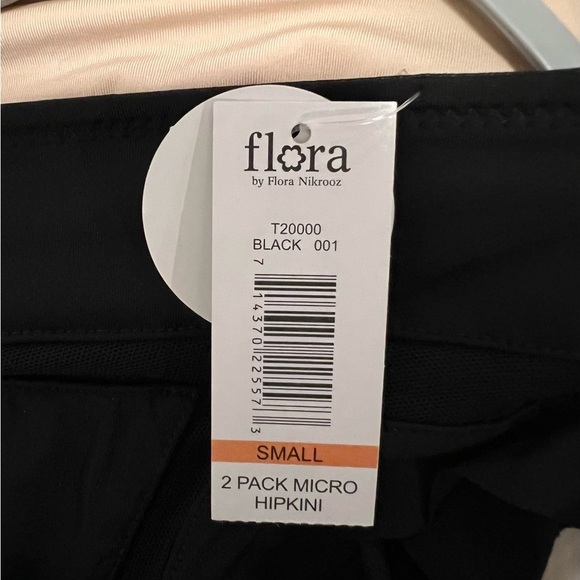 Flora 2 pack Micro Hipkini brief panties NWT Size Small - Picture 5 of 5